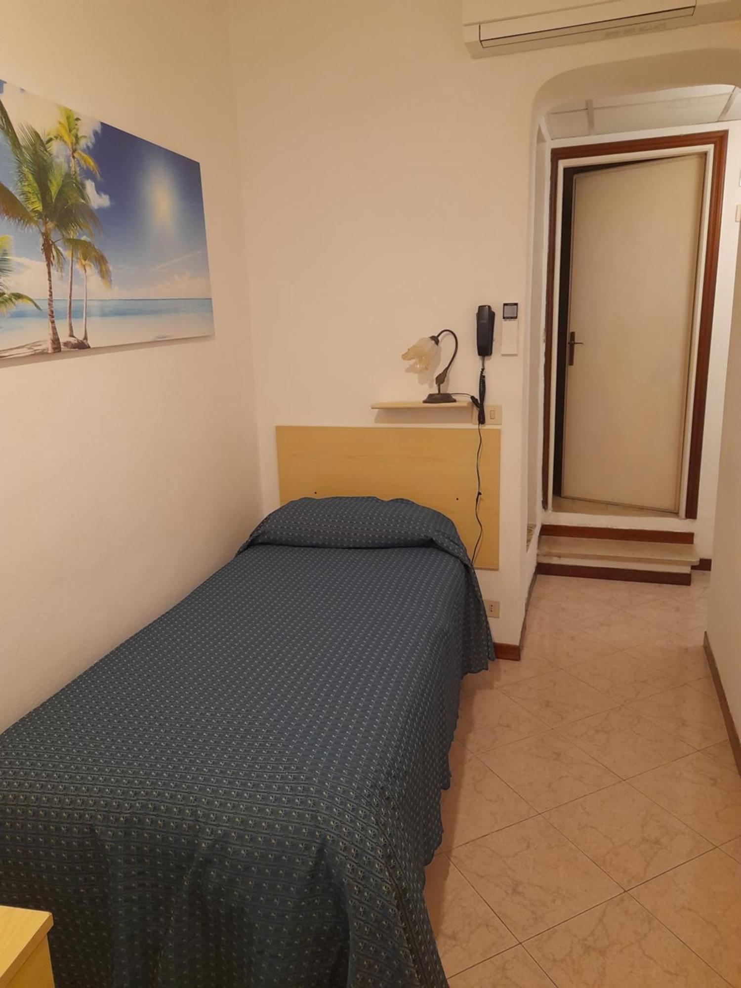 Hotel Anselmi Марчана Марина Екстериор снимка