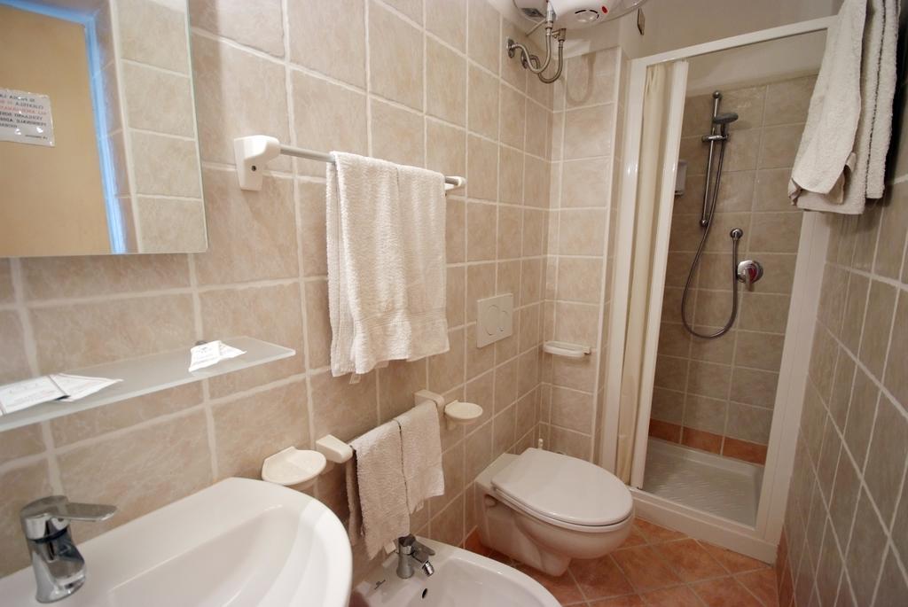 Hotel Anselmi Марчана Марина Екстериор снимка
